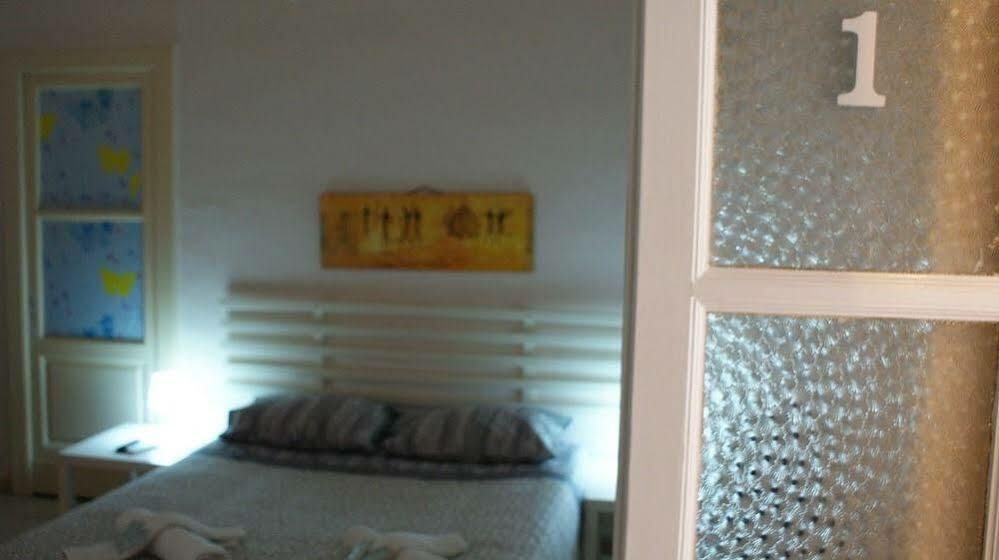 Stare In Centro Guest House カターニア エクステリア 写真